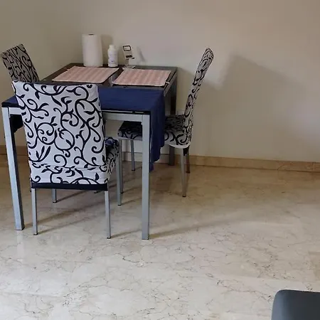 Comparte Mi Piso Preciosa Habitacion Burjassot Exterior photo