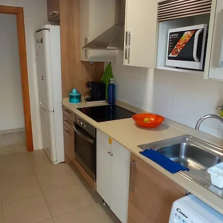 Comparte Mi Piso Preciosa Habitacion Burjassot Exterior photo