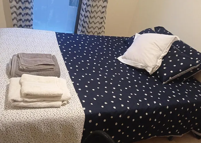 Comparte Mi Piso Preciosa Habitacion
